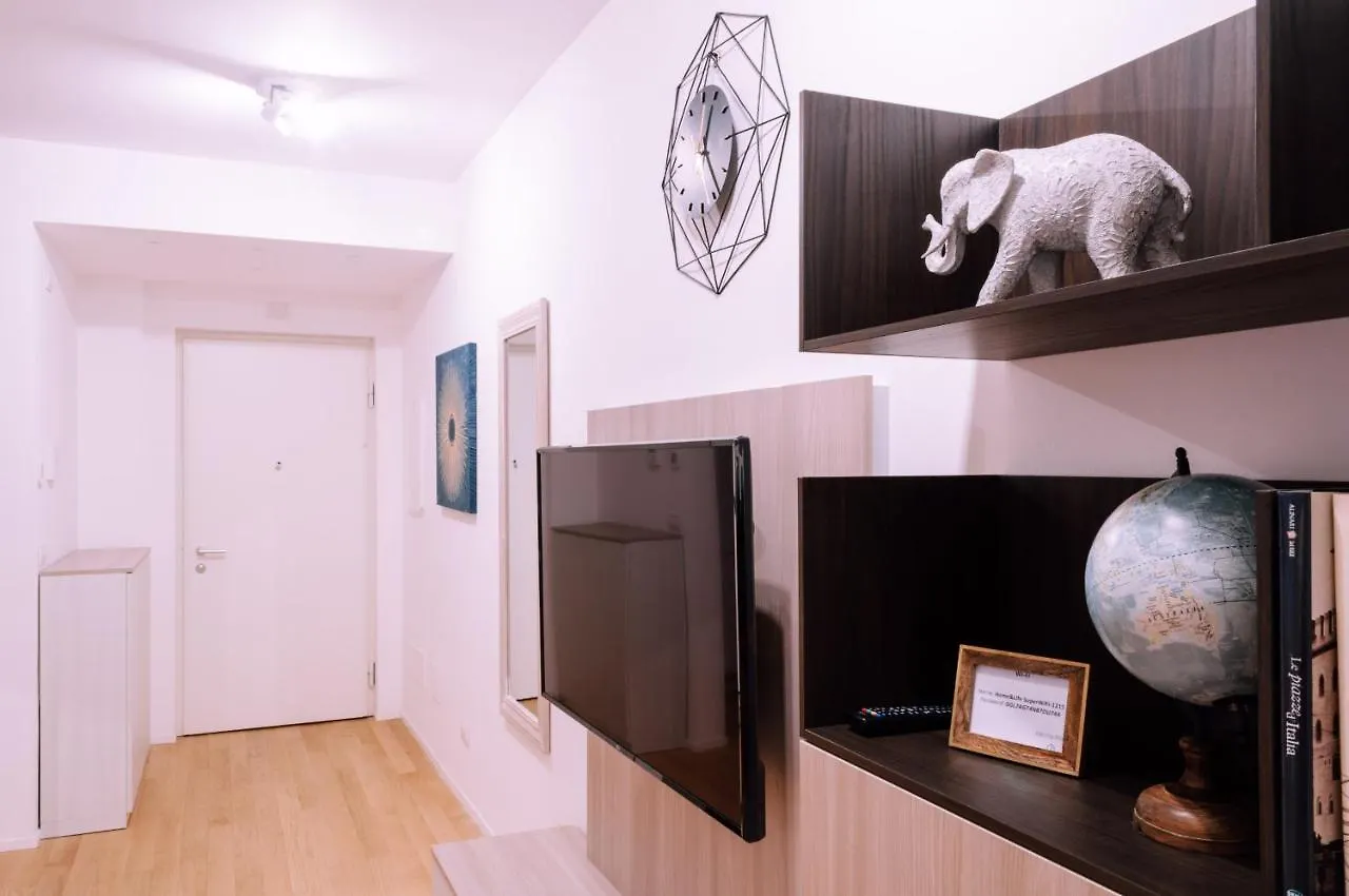 Appartamento Di Design Alle Due Torri Bologna Apartment